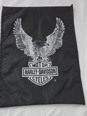 Harley-Davidson Black and White Eagle Shield Pillowcase Cover/Laundry Bag.
